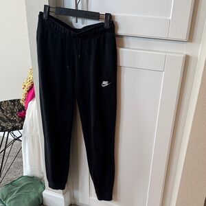 Nike Sweatpants